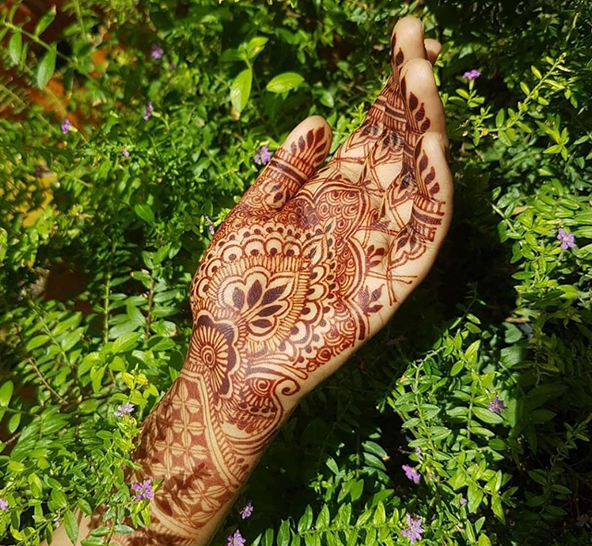 Henna by Shanu – A love for the intricate of henna designs